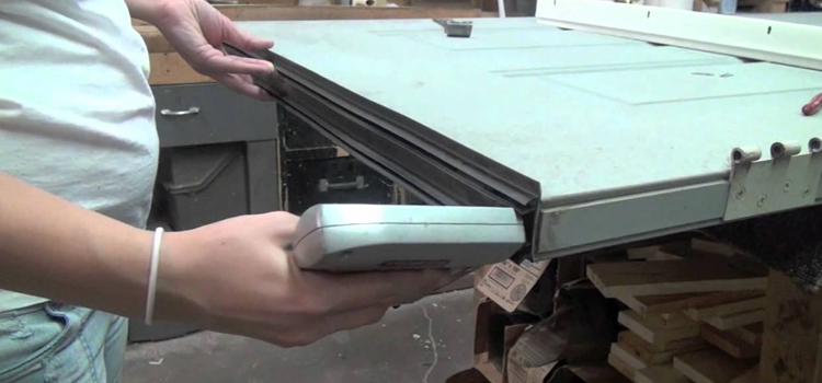damaged steel door repair Canyon Lake
